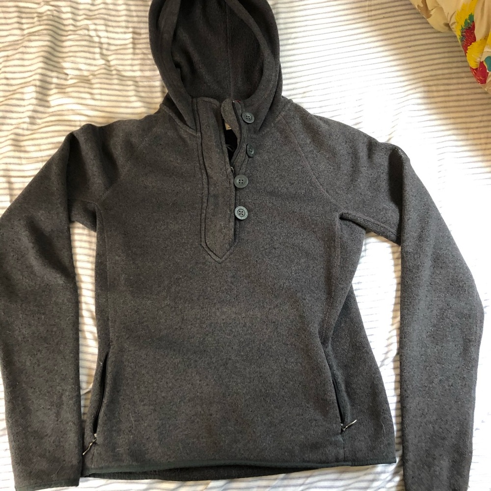 The North Face Women’s Hooded Fleece Size Medium